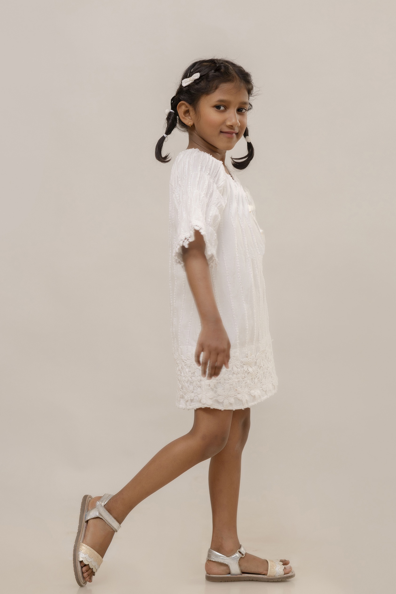 328A2073 copy-1